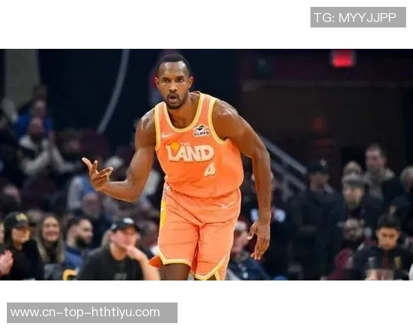 瓦兰丘纳斯右小腿拉伤将缺阵四周约老师替补再遭打击