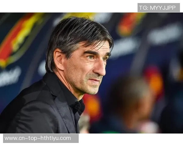 费尔斯称赞阿尔瓦拉多具备成为优秀主帅的潜力与战术解析能力